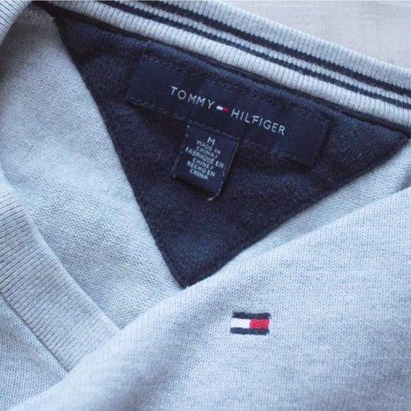 Tommy Hilfiger Grey Sweater - Picture 1 of 4